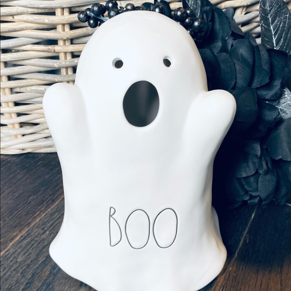 Rae Dunn BOO Ghost ceramic white table top decore halloween 2021 RARE NEW